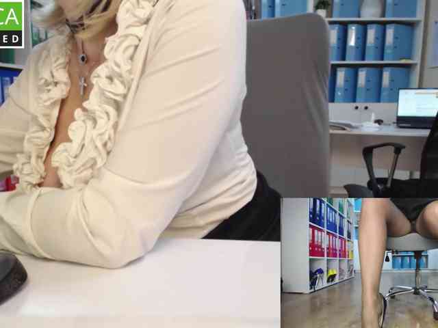 passionate_blonde webcam
