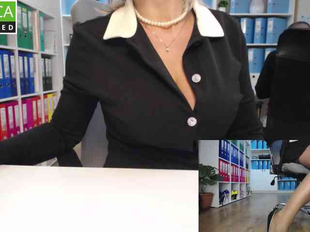 passionate_blonde webcam