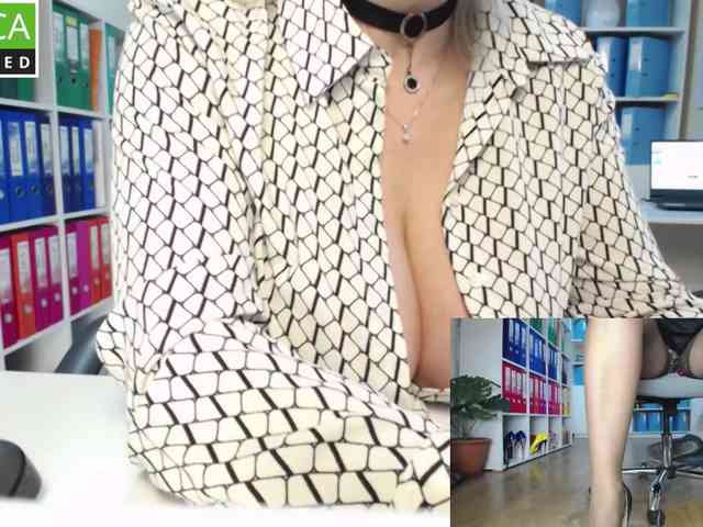 passionate_blonde webcam