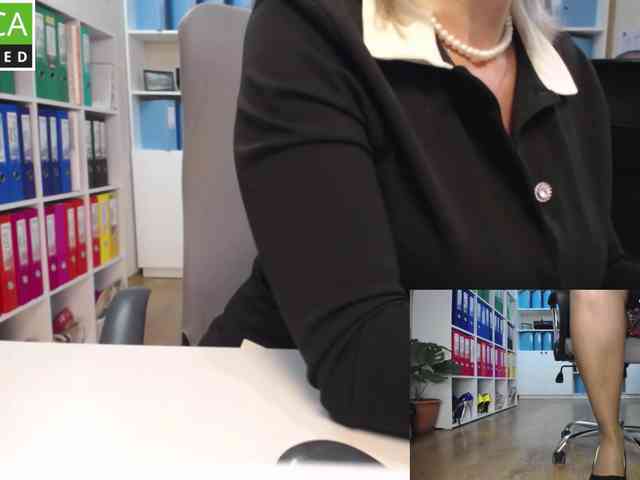 passionate_blonde webcam