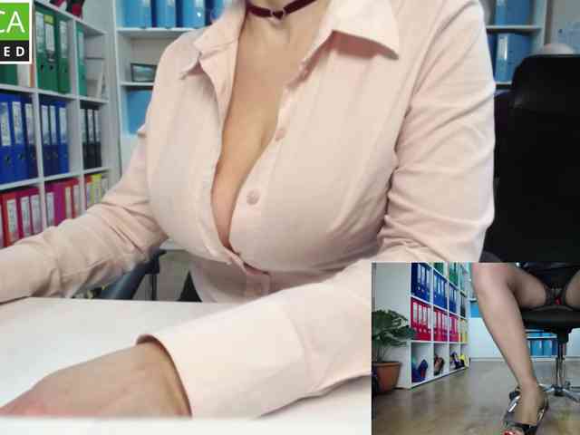 passionate_blonde webcam