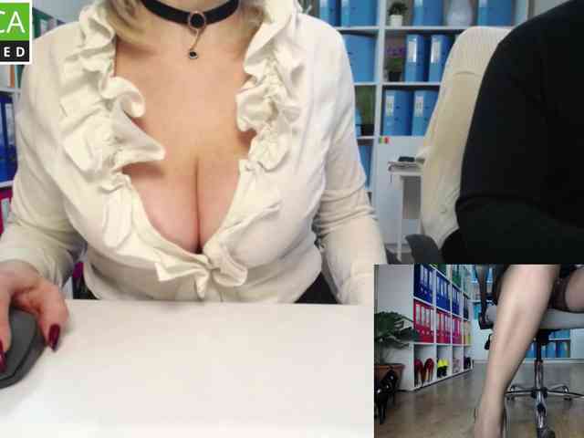 passionate_blonde webcam