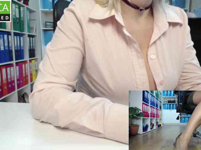 passionate_blonde webcam