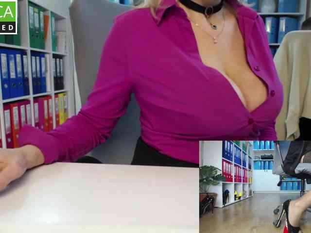 passionate_blonde webcam