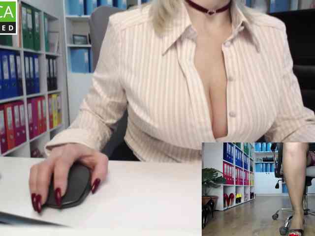 passionate_blonde webcam