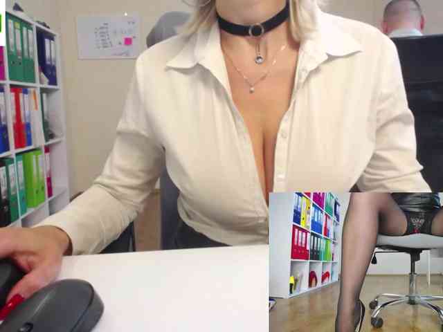 passionate_blonde webcam