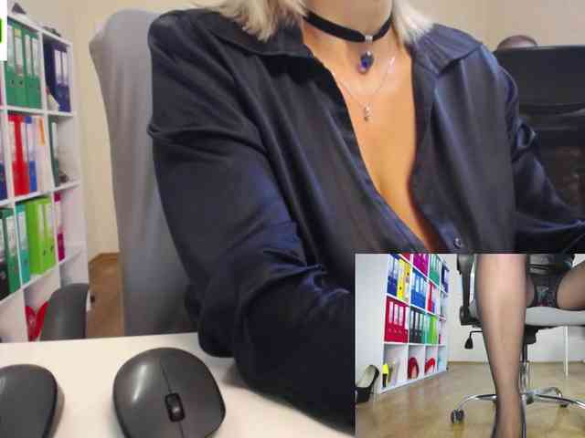 real webcam porn Legsoffice