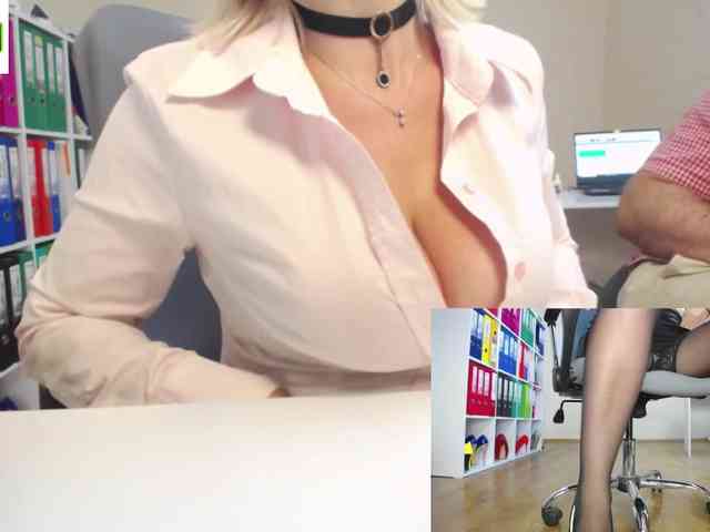 passionate_blonde webcam