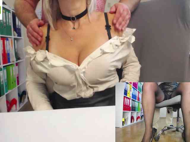passionate_blonde webcam