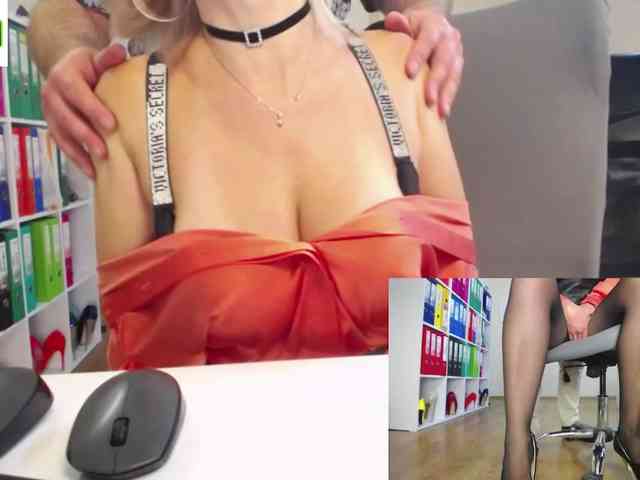 passionate_blonde webcam