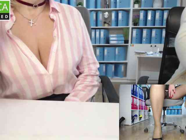 passionate_blonde webcam