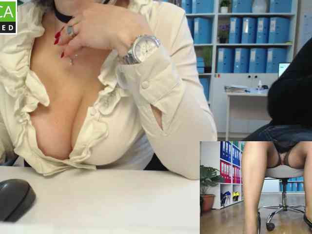 passionate_blonde webcam