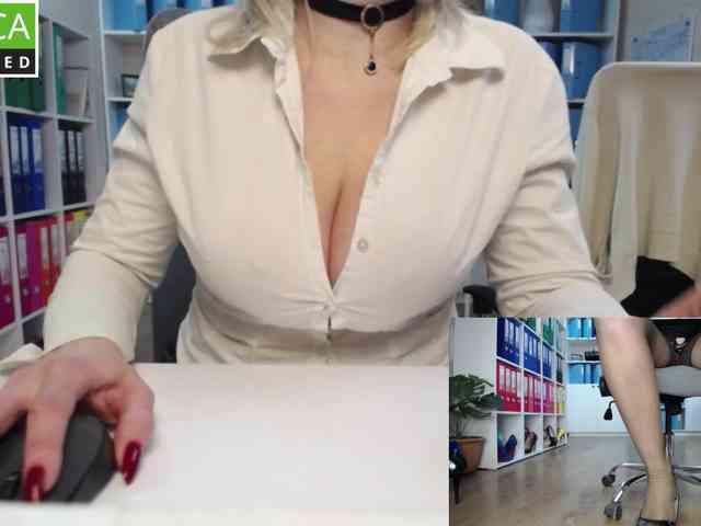 passionate_blonde webcam