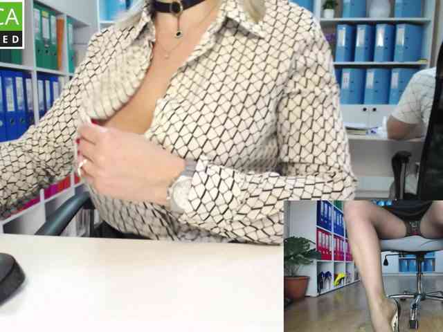 passionate_blonde webcam