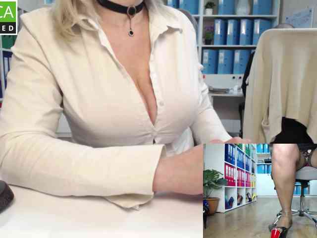 passionate_blonde webcam