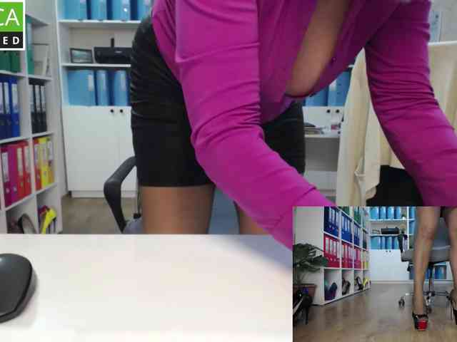 passionate_blonde webcam