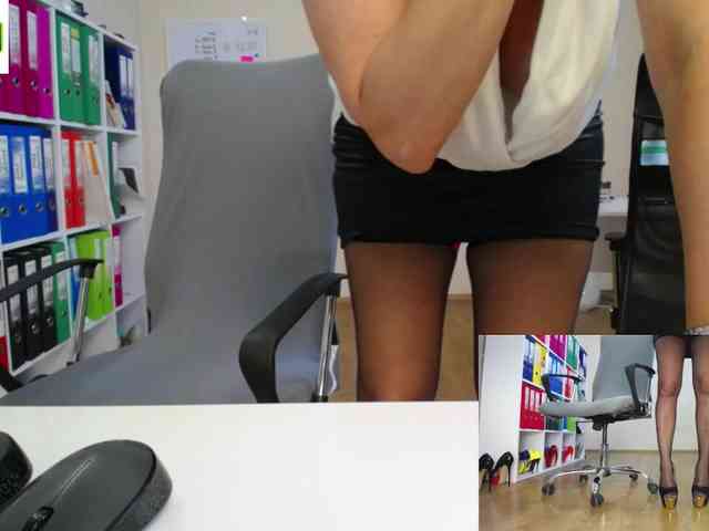 passionate_blonde webcam