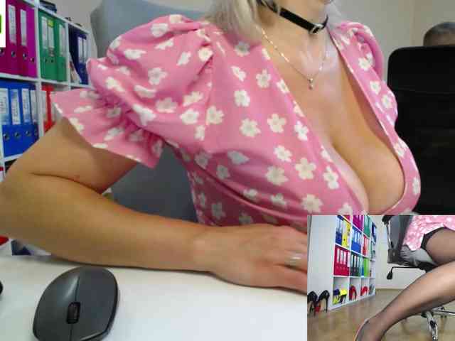 passionate_blonde webcam