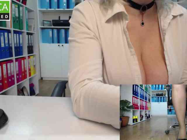 passionate_blonde webcam