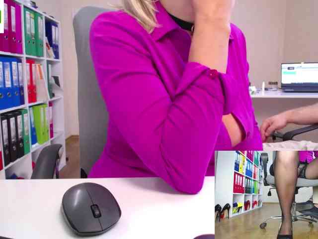 passionate_blonde webcam