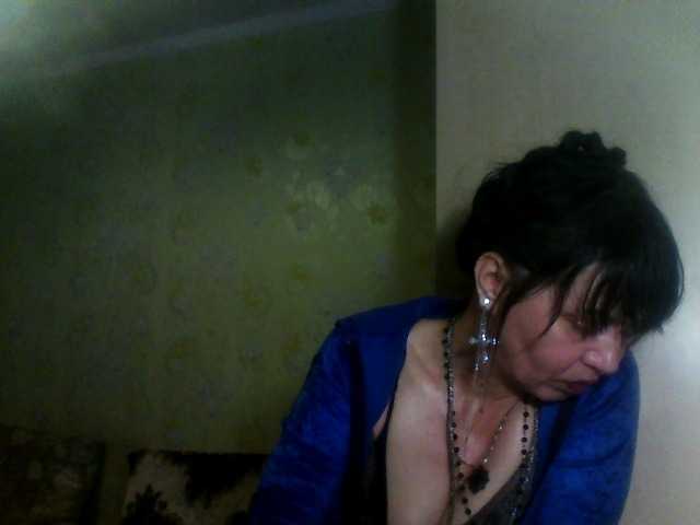 Josephinna's BongaCams show and profile