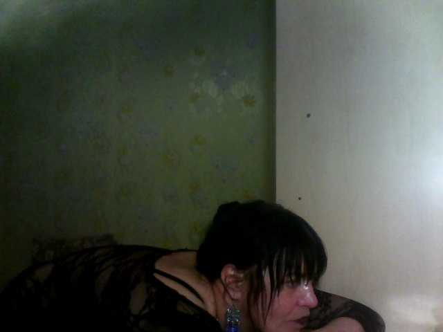 Josephinna's BongaCams show and profile