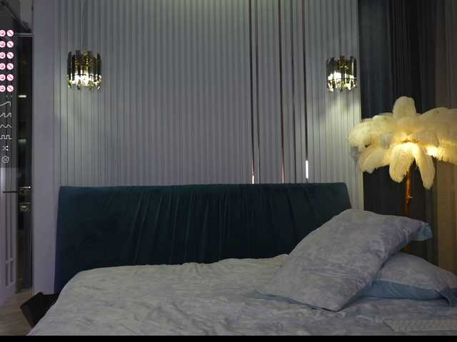 fire-girls cam belle