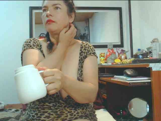 VKKTORIAAA webcam