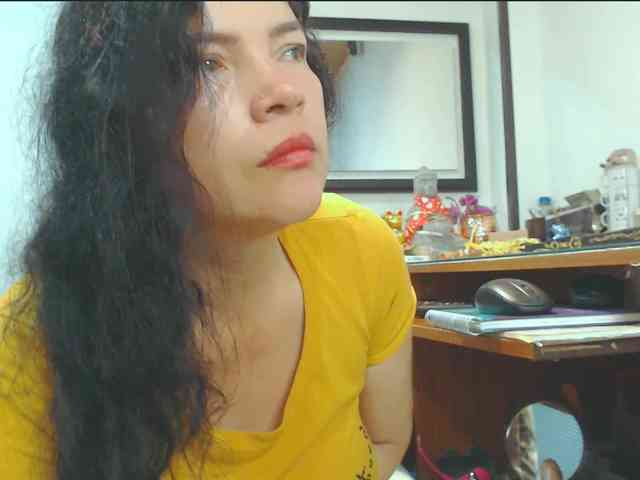 VKKTORIAAA webcam