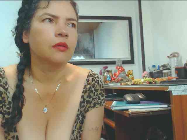 VKKTORIAAA webcam