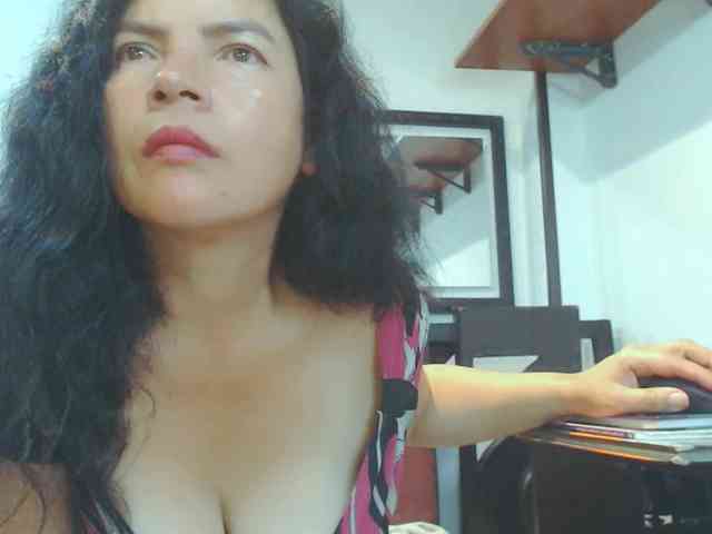 VKKTORIAAA webcam