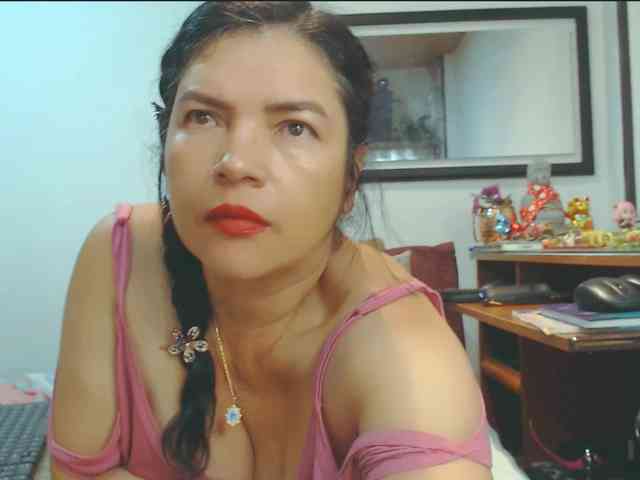 VKKTORIAAA webcam