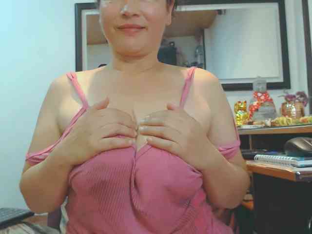 VKKTORIAAA webcam