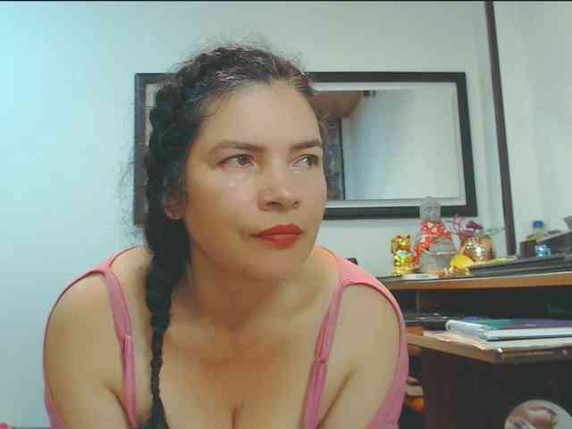 VKKTORIAAA webcam