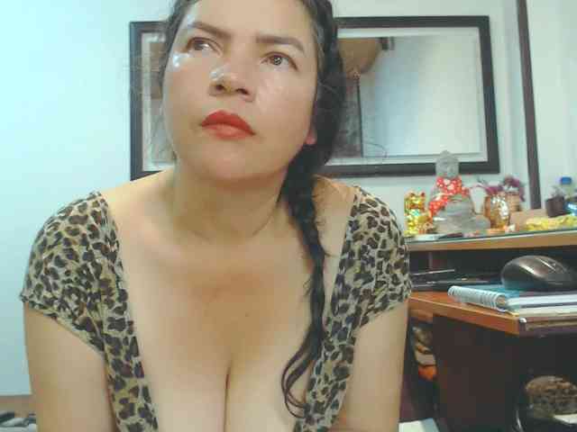 VKKTORIAAA webcam