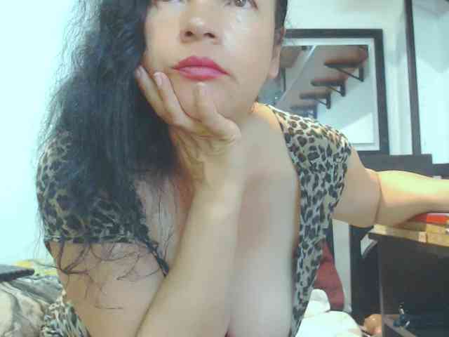 VKKTORIAAA Live Webcam on BongaCams