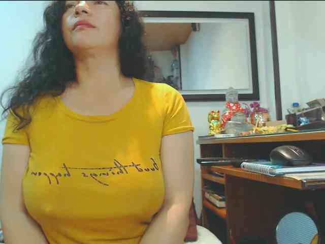 VKKTORIAAA webcam