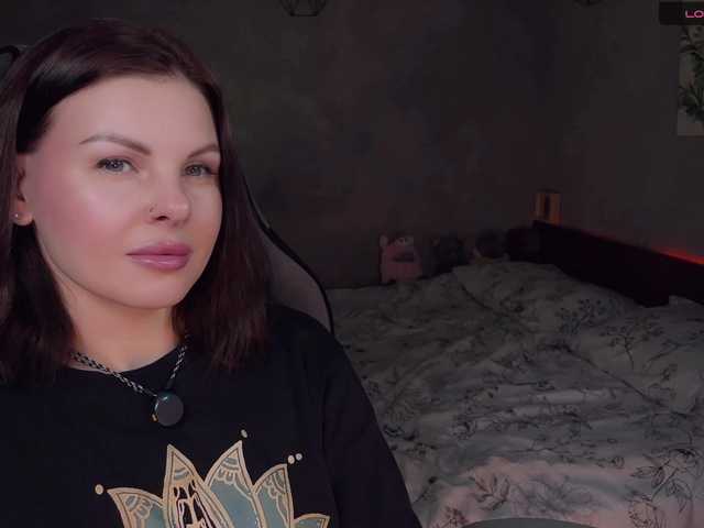 LiluDallass's BongaCams show and profile