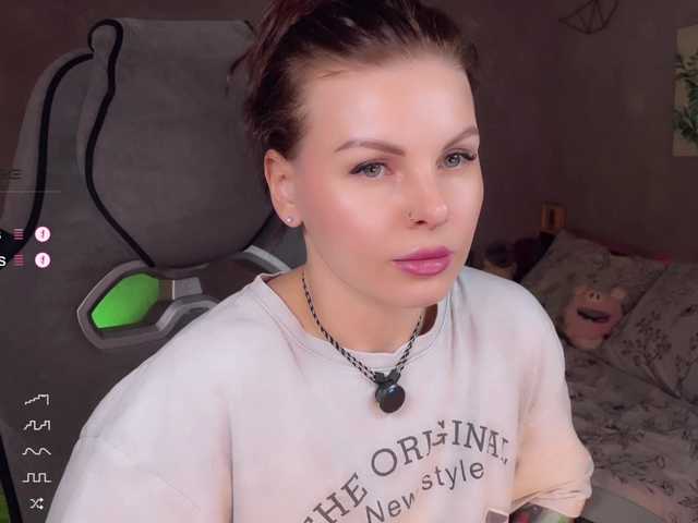 LiluDallass's BongaCams show and profile