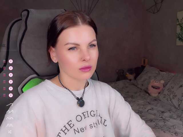 LiluDallass's BongaCams show and profile