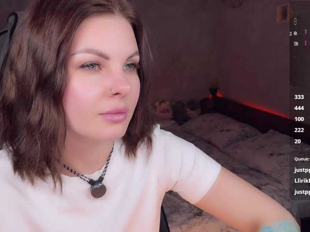 LiluDallass's BongaCams show and profile