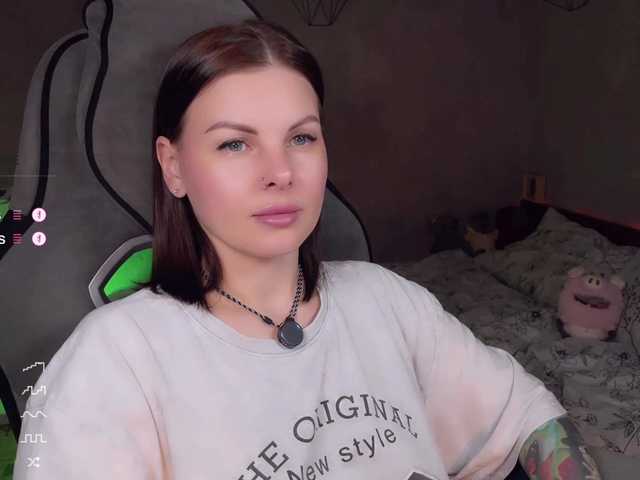 LiluDallass's BongaCams show and profile