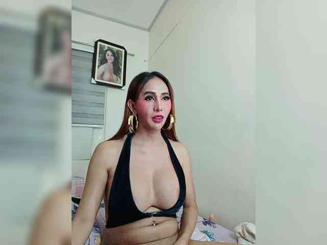 yourLOVEts Live Webcam on BongaCams