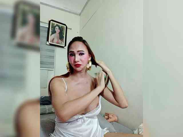 yourLOVEts Live Webcam on BongaCams