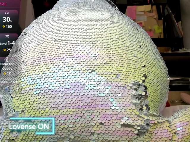 MiaSweety's BongaCams show and profile