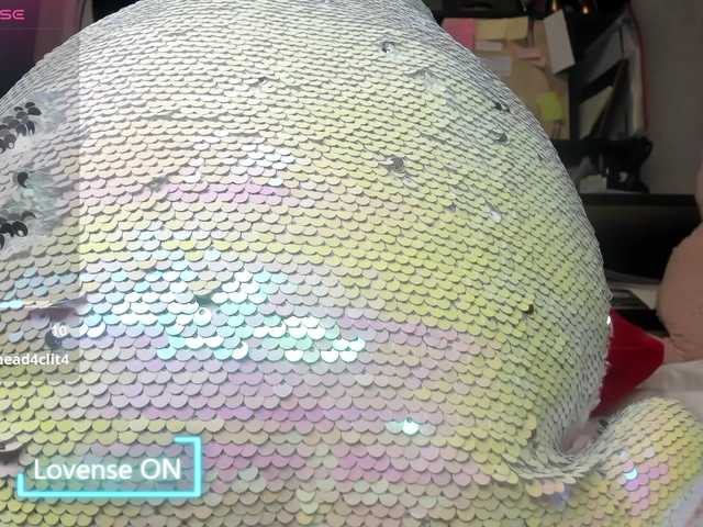 MiaSweety's BongaCams show and profile