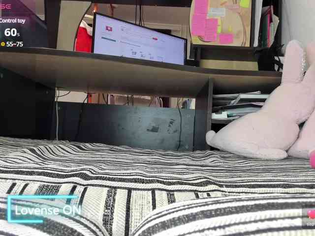 MiaSweety webcam