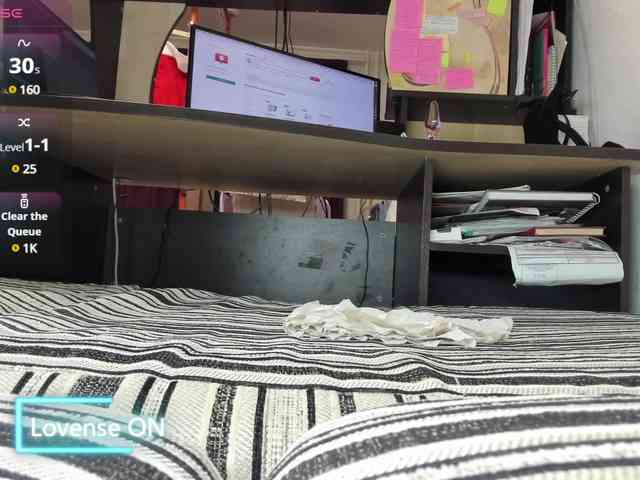 MiaSweety webcam