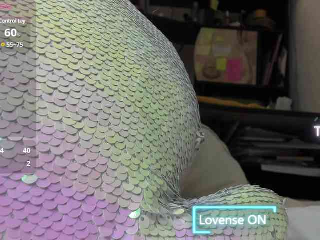 MiaSweety webcam