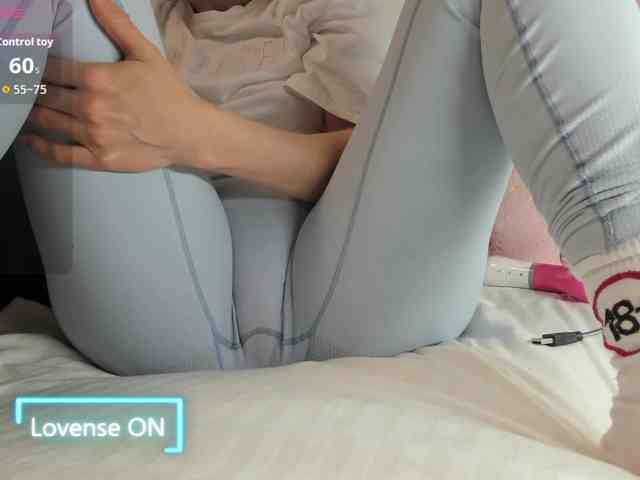 MiaSweety webcam